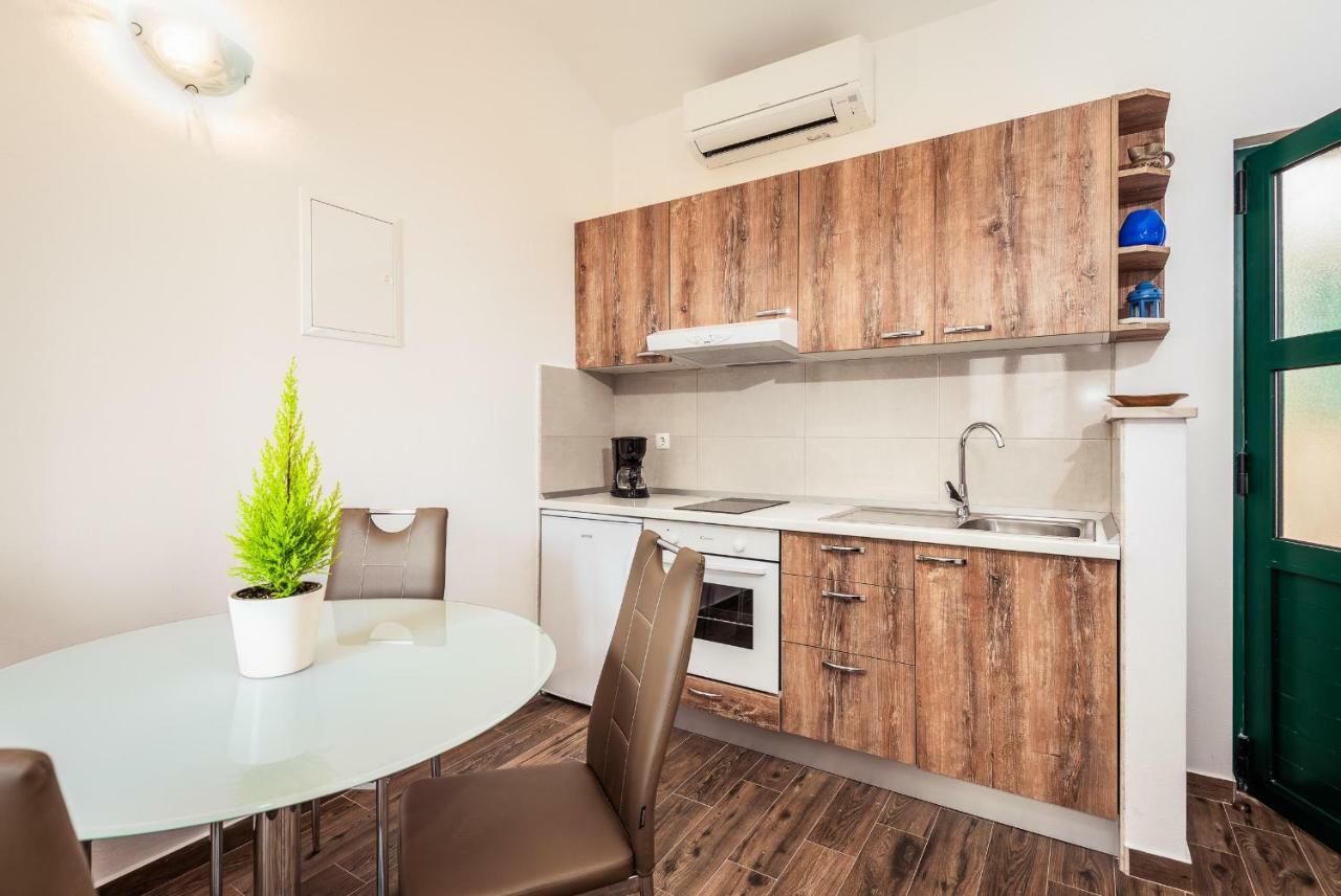 Apartmani Kremena Small Beach 200M Klek Εξωτερικό φωτογραφία
